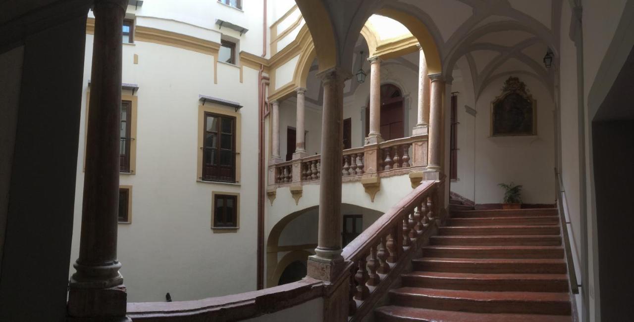 La Residenza Dell' Alloro Palermo Kültér fotó
